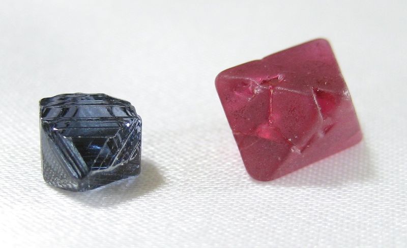 Soubor:Spinel2.jpg