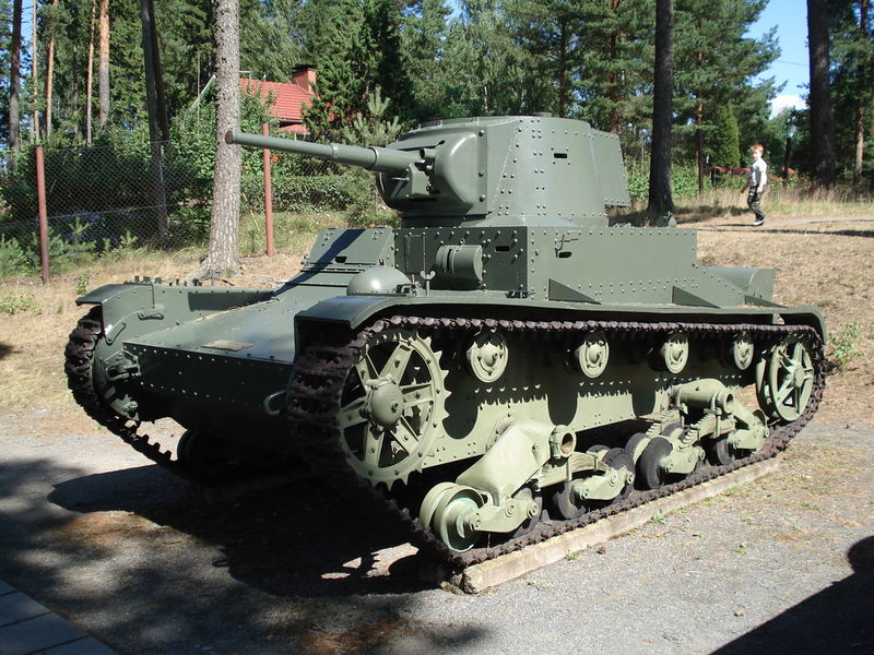 Soubor:Vickers 45mm parola 1.jpg