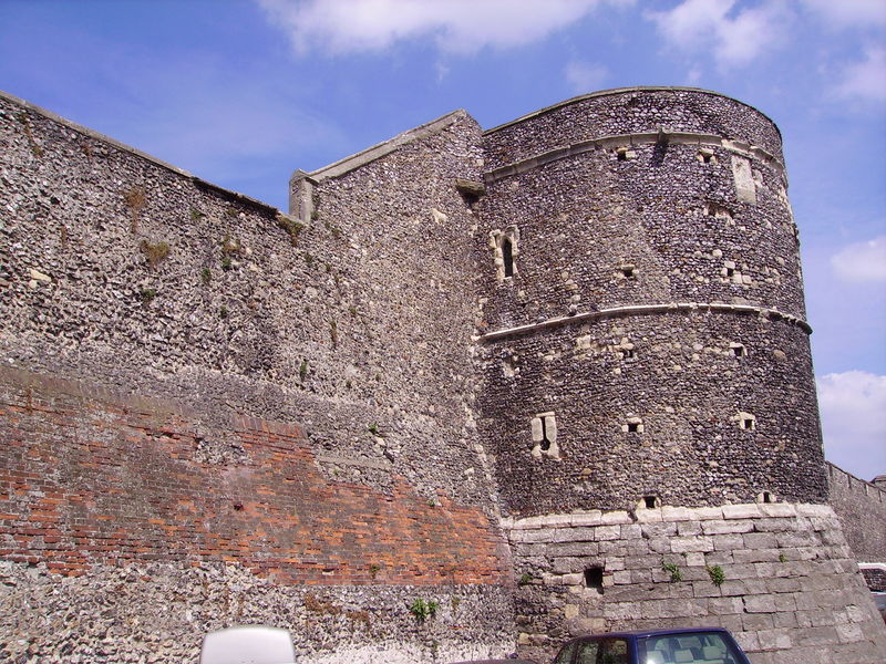 Soubor:Castle of Canterbury 01.JPG