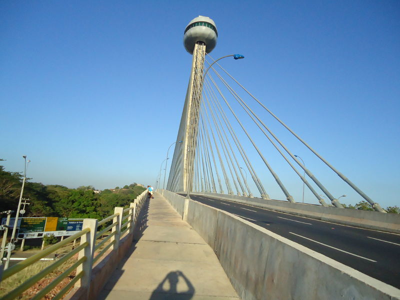 Soubor:Estaiada Bridge-2010-Flickr.jpg