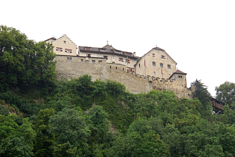 Soubor:Liechtenstein-00190 - Vaduz Castle-DJFlickr.jpg