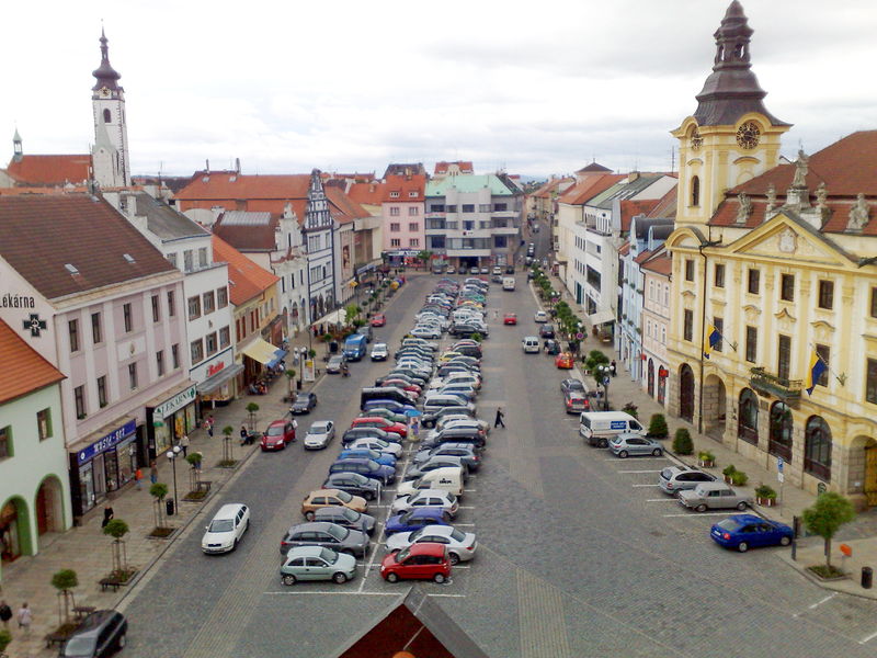 Soubor:Pisecke namesti1.jpg