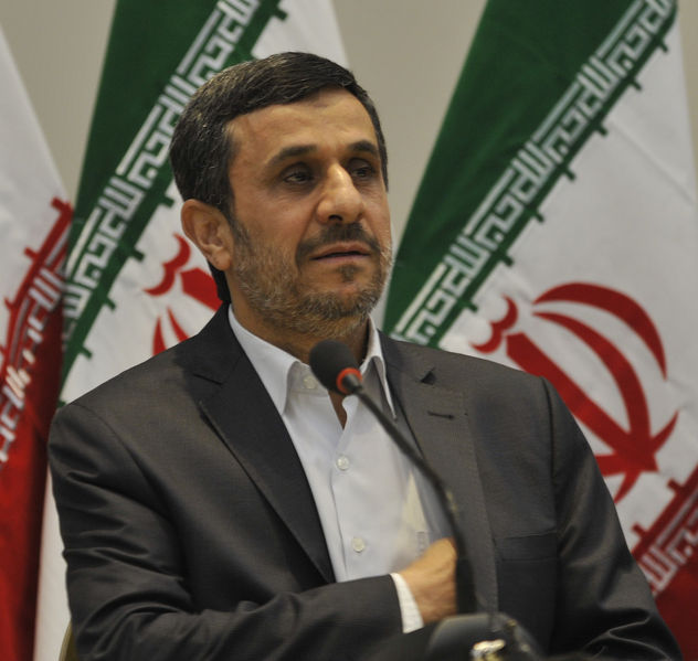 Soubor:Mahmoud Ahmadinejad 2012.jpg