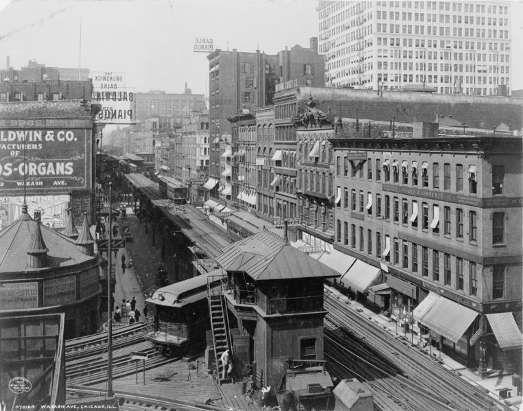 Soubor:WabashAvenue1900s.jpg