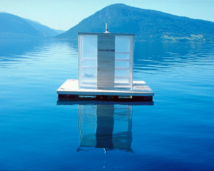 Soubor:Floating Sauna.jpg