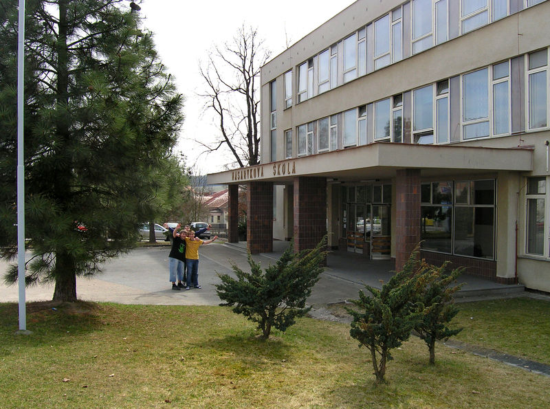 Soubor:Horní Bříza, school.jpg