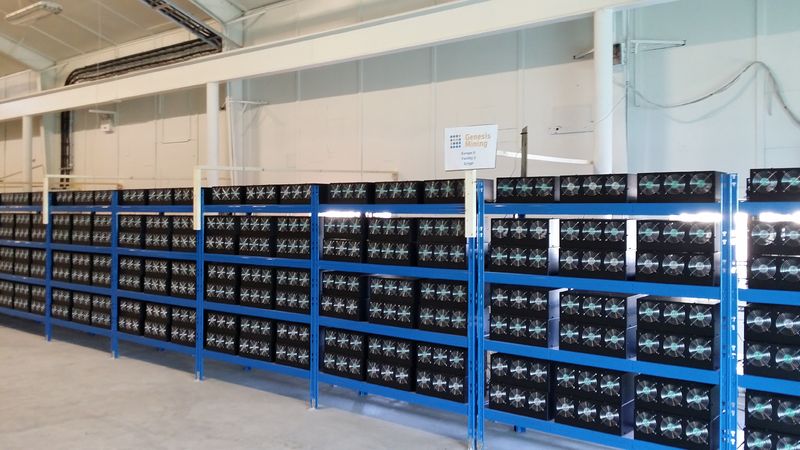 Soubor:Cryptocurrency Mining Farm.jpg