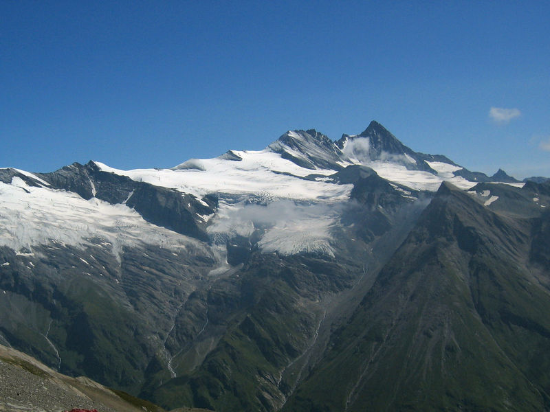 Soubor:Grossglockner from SW.jpg