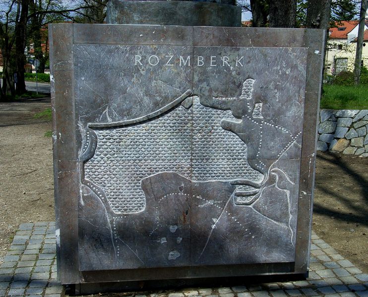 Soubor:Pomník Krčín-detail 3 Rožmberk.JPG