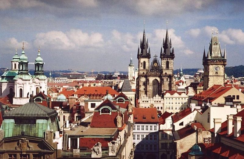 Soubor:Prague from Klementinum.jpg