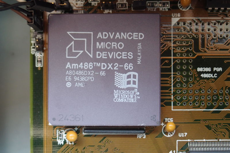 Soubor:AMD-486DX2-66-2-04-06-2019.JPG