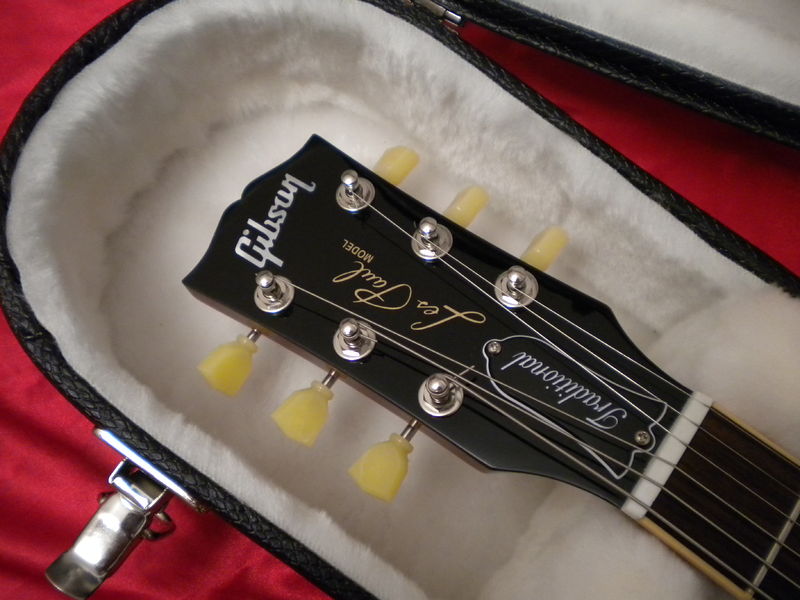 Soubor:LPTraditionalHeadstock.jpg