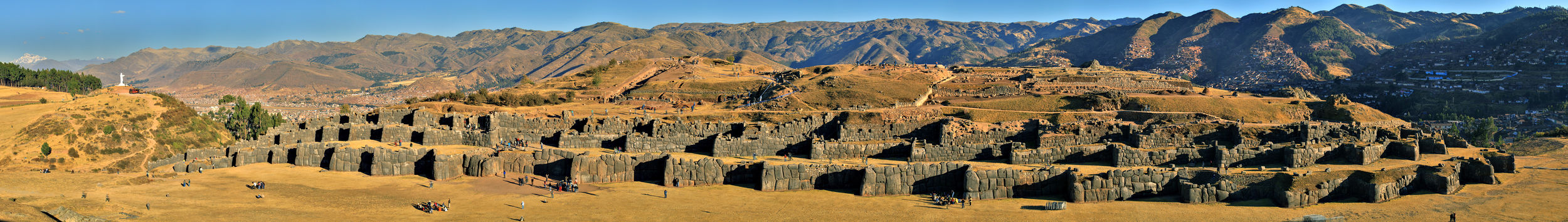 Ruiny pevnosti Sacsayhuamán