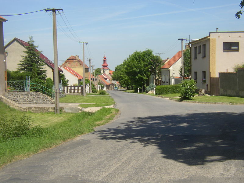 Soubor:Hostoun KL CZ 342.jpg