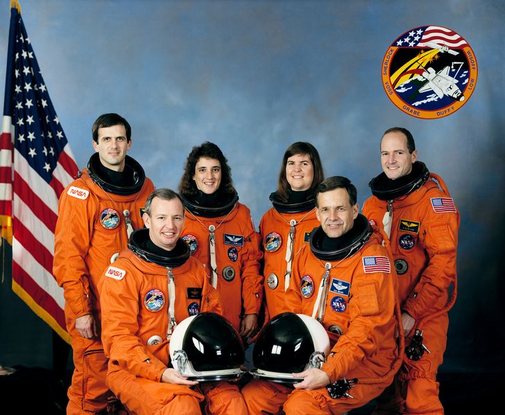 Soubor:Sts-57 crew.jpg