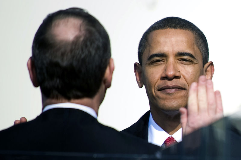 Soubor:Barack Obama Inauguration Oath.jpg