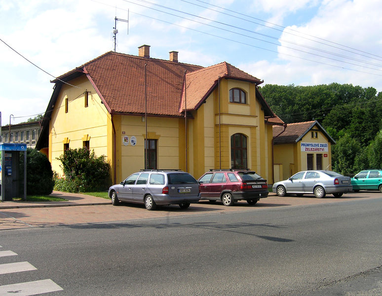 Soubor:Měšice, Municipally Office.jpg