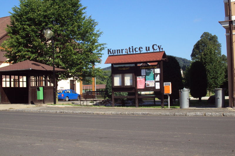 Soubor:Kunratice bus.jpg