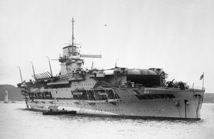 HMS Glorious v roce 1935