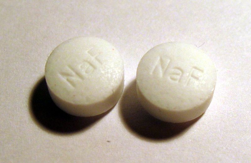 Soubor:Sodium fluoride tablets.jpg