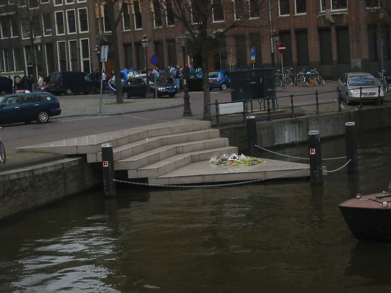 Soubor:Amsterdam-Homomonument-01.jpg