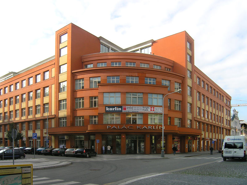 Soubor:Křižíkova str3, Prague Karlín.jpg