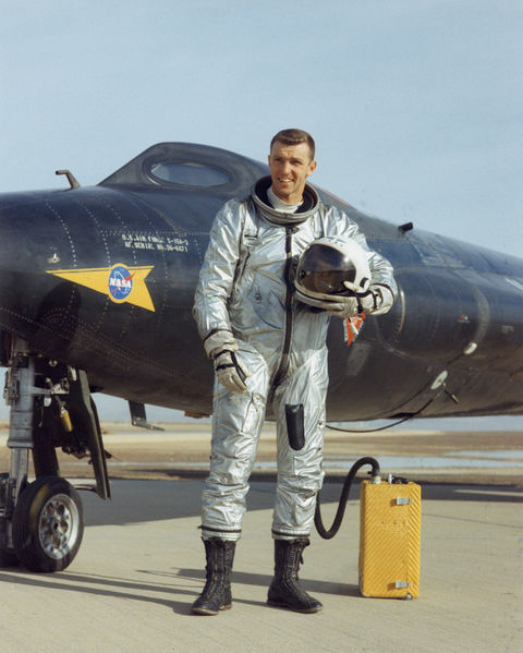 Soubor:Joe Engle X-15 pilot.jpg