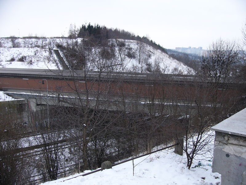 Soubor:KacerovMetroBridge.JPG