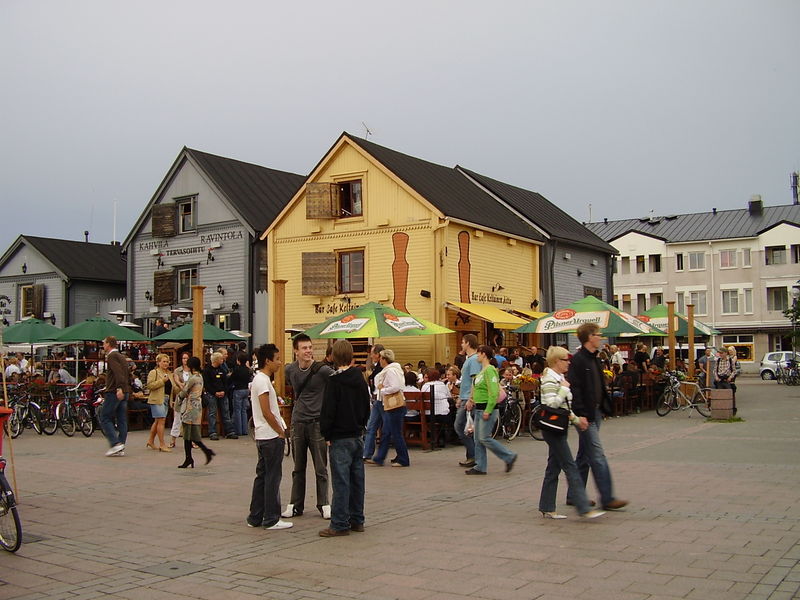 Soubor:Oulucitycentre.jpg