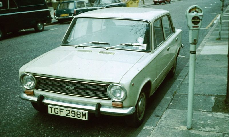 Soubor:Fiat 124 1973.jpg