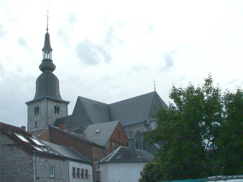 Soubor:Marche-en-Famenne - church.jpg