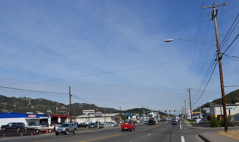 Soubor:North Roseburg, Oregon.jpg