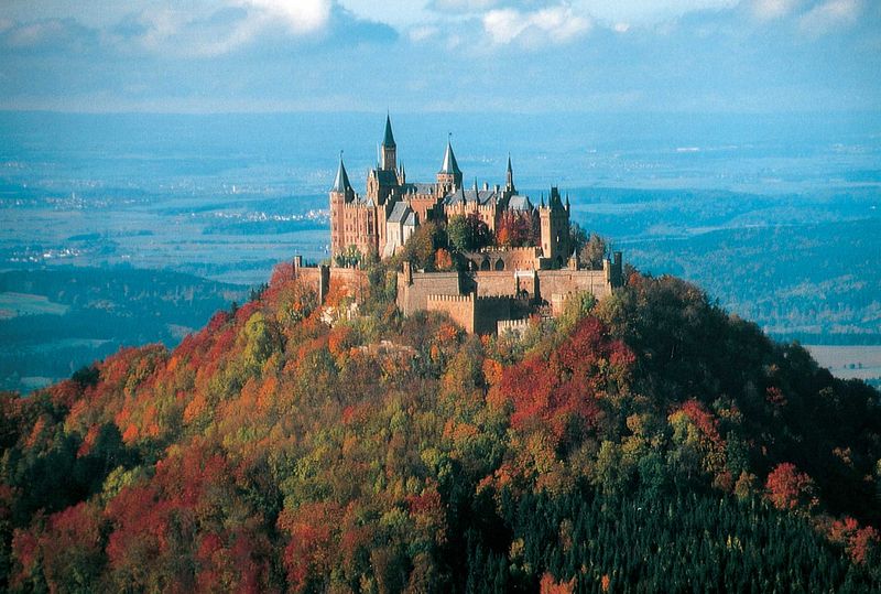 Soubor:Swabian-Alb Burg Hohenzollern.jpg