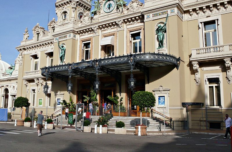 Soubor:Casino de montecarlo-monaco-2009.JPG