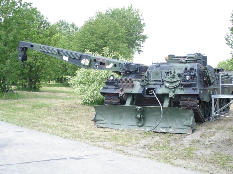 Soubor:Bergepanzer Bueffel.jpg