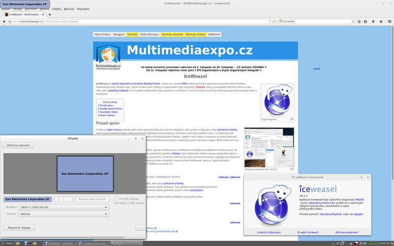 Soubor:Multimediaexpocz-Cinnamon-2.2.16-IceWeasel-3.8.2-2015-11-22.png