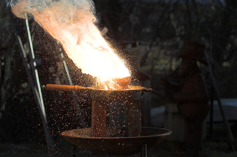 Soubor:Thermite skillet.jpg