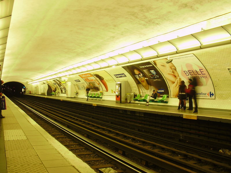 Soubor:Dugommier métro 03.jpg