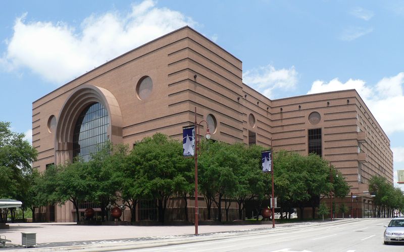 Soubor:Wortham Center.jpg