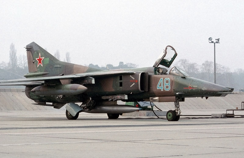 Soubor:MiG-27 (12142275643).jpg
