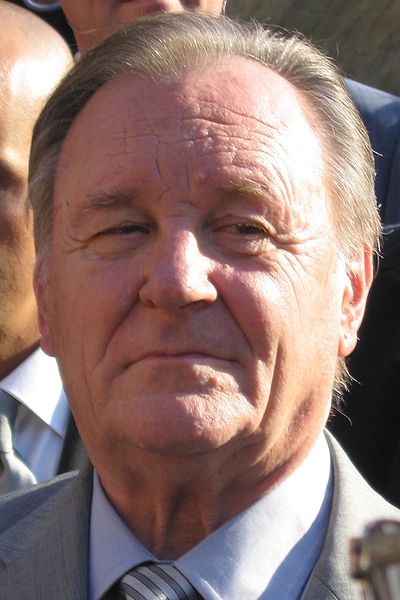 Soubor:Albert Uderzo-2005.jpg