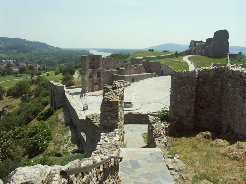 Soubor:Slovakia-Devin castle8.JPG