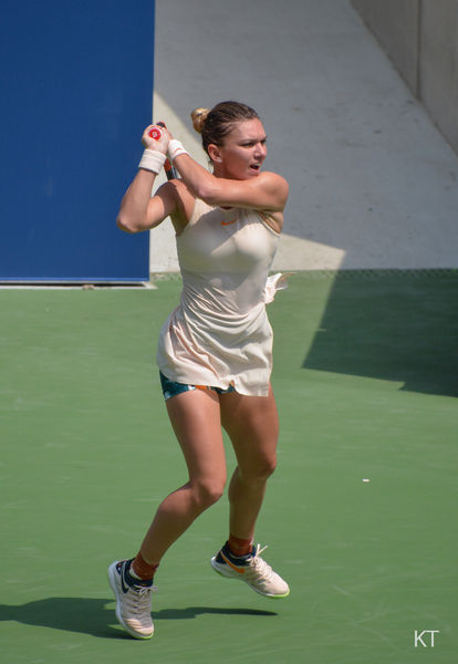 Soubor:Simona Halep (45114844962).jpg