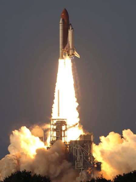 Soubor:STS-117launch5.jpg