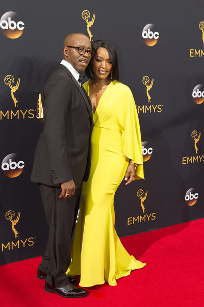 Soubor:68th Emmy Awards Flickr61p07.jpg