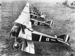 Sopwith Triplane in Russland.jpg