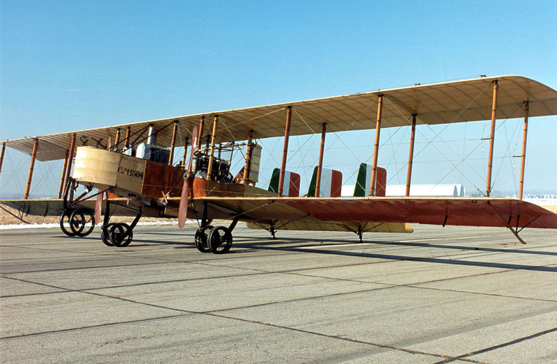 Soubor:Caproni Ca36 050309-F-1234P-003.jpg