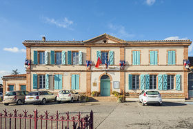 Merville - Mairie.jpg