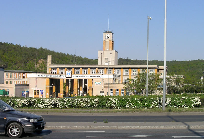 Soubor:Prague Krc Hospital1.jpg