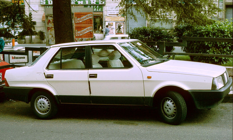 Soubor:Fiat Regata Biancia Italia.JPG